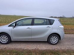 Silber Gebraucht 2009 Toyota Verso Life Van / Kleinbus | 6.850 € (Fairer Preis)