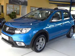 Blau Gebraucht 2017 Dacia Sandero Prestige Kleinwagen | 10.880 € (Fairer Preis)