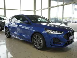 Desert island blau Neu 2025 Ford Focus ST-Line X Limousine | 25.920 € (Superpreis)