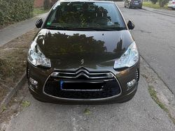 Braun Gebraucht 2012 Citroën DS3 Kleinwagen | 7.000 €