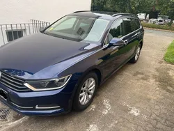 Blau Gebraucht 2017 VW Passat Comfortline Kombi | 10.999 € (Guter Preis)