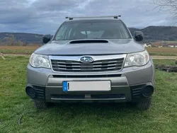 Silber Gebraucht 2010 Subaru Forester SUV | 5.000 € (Fairer Preis)