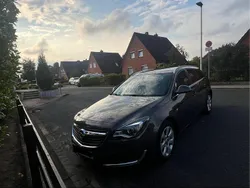 Grau Gebraucht 2016 Opel Insignia Kombi | 7.500 € (Etwas zu teuer)