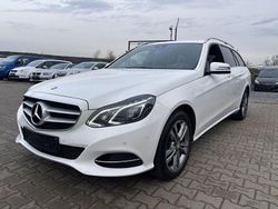 Weiß Gebraucht 2015 Mercedes 300 Avantgarde Limousine | 13.800 € (Fairer Preis)