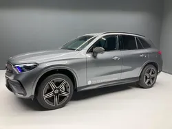 Grau Gebraucht 2023 Mercedes GLC300 SUV | 69.980 €