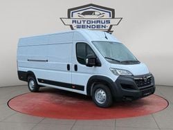 Lackierung weiss icy Gebraucht 2024 Opel Movano Van | 28.890 € (Guter Preis)