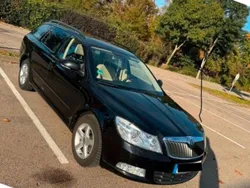 Schwarz Gebraucht 2011 Skoda Octavia Ambiente Kombi | 6.500 € (Fairer Preis)