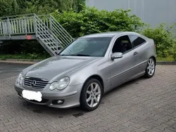 Beige Gebraucht 2004 Mercedes C180 Coupé | 1.700 € (Guter Preis)