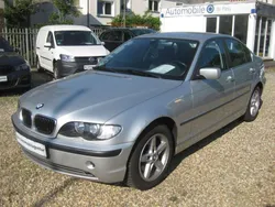 Titansilber metallic Gebraucht 2003 BMW 325 Sport Line Limousine | 2.490 €