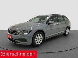 Grau Gebraucht 2022 VW Passat Basis Kombi | 20.750 € (Guter Preis)