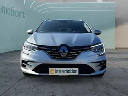 Grau Gebraucht 2023 Renault Mégane GrandTour Kombi | 20.999 € (Fairer Preis)