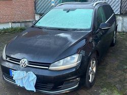Schwarz Gebraucht 2014 VW Golf VII Highline Kombi | 9.000 € (Fairer Preis)