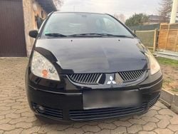 Schwarz Gebraucht 2006 Mitsubishi Colt Kleinwagen | 1.990 €