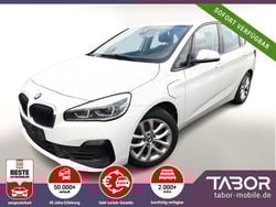 Weiss Gebraucht 2020 BMW 225 Active Tourer Advantage Van / Kleinbus | 19.488 € (Fairer Preis)