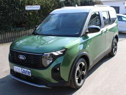Bursting green Neu 2025 Ford Tourneo Courier Active Van / Kleinbus | 28.600 € (Etwas zu teuer)