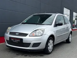 Silber Gebraucht 2007 Ford Fiesta Style Kleinwagen | 1.500 € (Guter Preis)
