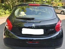 Schwarz Gebraucht 2013 Peugeot 208 Style Kleinwagen | 4.850 € (Guter Preis)