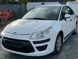 Weiß Gebraucht 2009 Citroën C4 Limousine | 2.299 € (Fairer Preis)