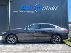 Grau Gebraucht 2024 BMW i5 Sport Line Limousine | 49.980 € (Superpreis)