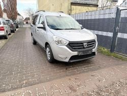 Gebraucht 2015 Dacia Dokker Lauréate Van / Kleinbus | 4.990 € (Fairer Preis)