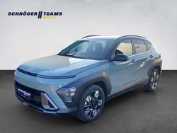 Mirage green / abyss black Gebraucht 2024 Hyundai Kona Prime SUV | 32.990 € (Etwas zu teuer)