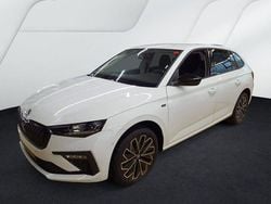 Moonweiß perleffekt (metallic) Gebraucht 2025 Skoda Scala Tour Kleinwagen | 24.900 € (Guter Preis)