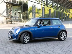 Blau Gebraucht 2005 Mini Cooper S Kleinwagen | 5.300 € (Fairer Preis)