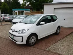 Weiß Gebraucht 2016 VW up! move up! Kleinwagen | 6.100 € (Fairer Preis)