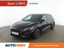 Schwarz Gebraucht 2018 Ford Focus ST-Line Limousine | 14.110 € (Fairer Preis)