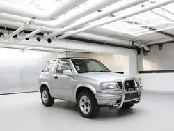 Silber Gebraucht 2002 Suzuki Grand Vitara SUV | 5.490 € (Fairer Preis)