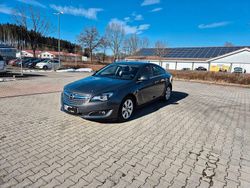 Braun Gebraucht 2014 Opel Insignia Limousine | 5.400 € (Fairer Preis)