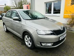 Beige Gebraucht 2013 Skoda Rapid Ambition Limousine | 9.885 € (Guter Preis)