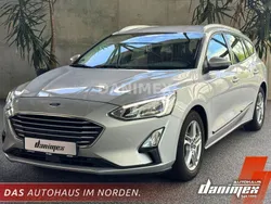 Silber Gebraucht 2019 Ford Focus Cool & Connect Limousine | 13.990 € (Fairer Preis)