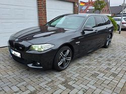 Grau Gebraucht 2013 BMW 530 M Sport Kombi | 12.000 € (Fairer Preis)