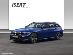 Portimao blau (metallic) Gebraucht 2024 BMW 318 Sport Line Kombi | 37.890 € (Teuer)