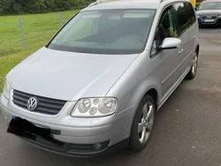 Silber Gebraucht 2004 VW Touran Van / Kleinbus | 3.500 € (Etwas zu teuer)