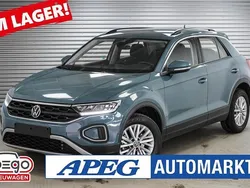 Petroleum blue Gebraucht 2024 VW T-Roc Life SUV | 25.590 € (Superpreis)