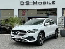 Weiß Gebraucht 2020 Mercedes GLA200 Progressive SUV | 28.880 € (Fairer Preis)