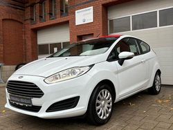 Weiß Gebraucht 2015 Ford Fiesta Trend Kleinwagen | 7.500 € (Fairer Preis)