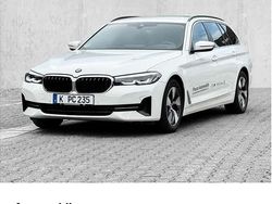 Weiß Gebraucht 2021 BMW 520 Efficient Dynamics Kombi | 31.790 € (Guter Preis)