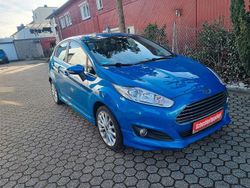 Blau Gebraucht 2016 Ford Fiesta Titanium Kleinwagen | 5.850 €