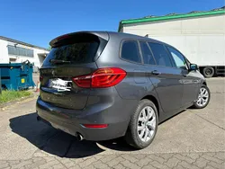 Grau Gebraucht 2017 BMW 220 Gran Tourer Van / Kleinbus | 12.500 € (Fairer Preis)