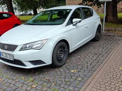 Weiß Gebraucht 2014 Seat Leon Limousine | 5.990 € (Fairer Preis)