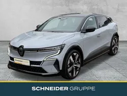 Grau Gebraucht 2024 Renault Mégane Komfort Limousine | 32.990 € (Superpreis)