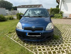 Blau Gebraucht 1999 Toyota Yaris Kleinwagen | 1.000 €