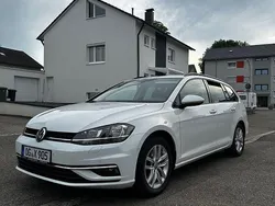 Weiß Gebraucht 2018 VW Golf VII Comfortline Kombi | 10.800 € (Etwas zu teuer)