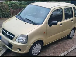 Gold Gebraucht 2004 Opel Agila Kleinwagen | 800 € (Guter Preis)