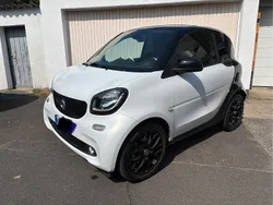 Weiß Gebraucht 2015 Smart ForTwo Coupé Prime Coupé | 8.500 € (Guter Preis)