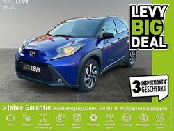 Juniper blue metallic/ night sky black Gebraucht 2025 Toyota Aygo X Basis SUV | 14.770 € (Guter Preis)