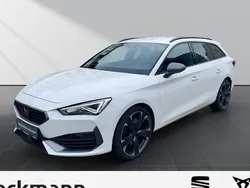 Weiss Gebraucht 2023 Cupra Leon VZ Kombi | 33.990 € (Guter Preis)